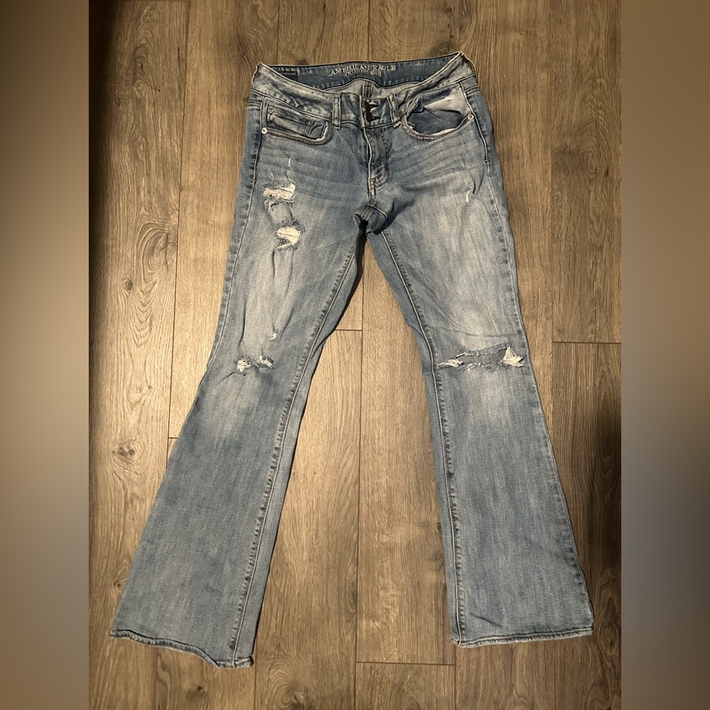 American Eagle Distressed Artist Flare